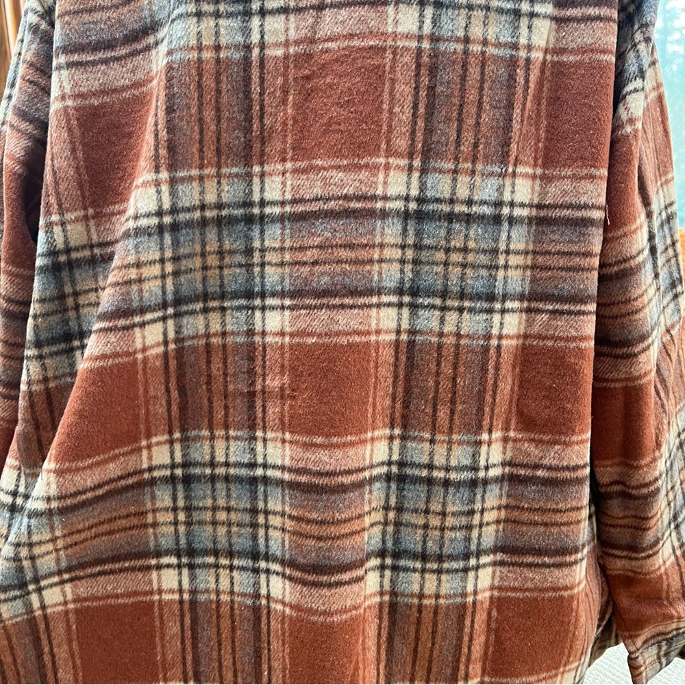 Buttoned Plaid Flannel Shirt Jacket in Rust - Picture 3 of 8
